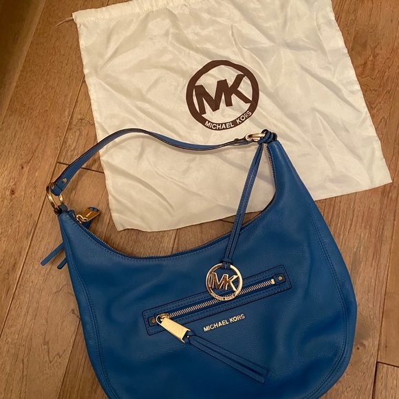 Michael Kors Hobo - Picture 1 of 1